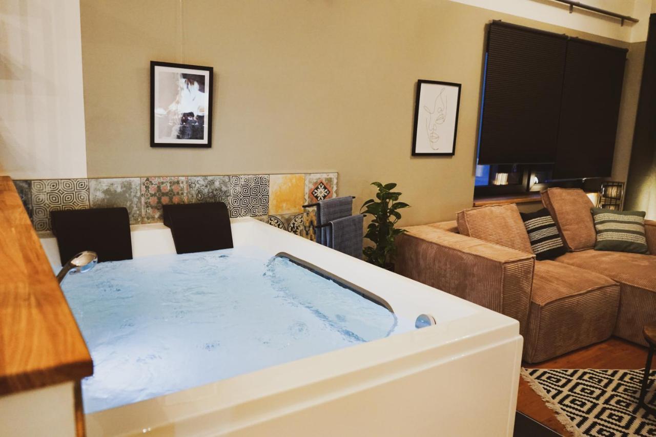 Stilvolles City-Loft Mit Privatem Whirlpool Τρίερ Εξωτερικό φωτογραφία